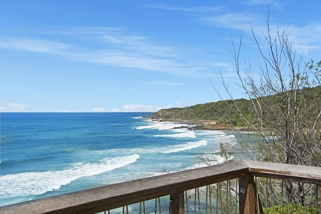 Pandanus Coolum Beach Aparthotel