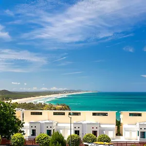 Aparthotel The Point Coolum, Coolum Beach