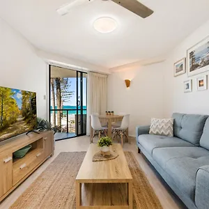 Coolum Beachside Apartment