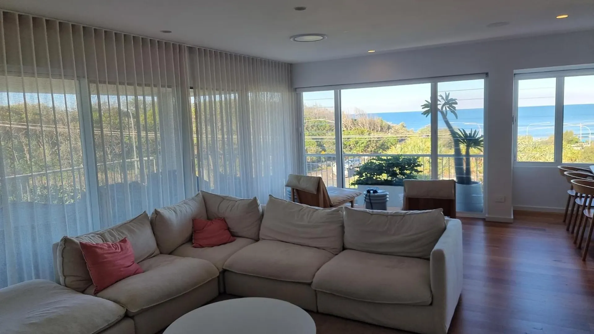 Pandanus Coolum Beach Aparthotel